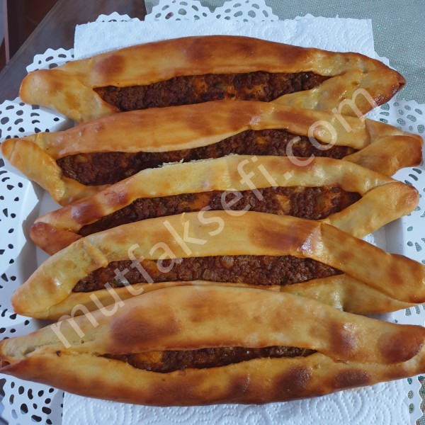 Kiymali pide