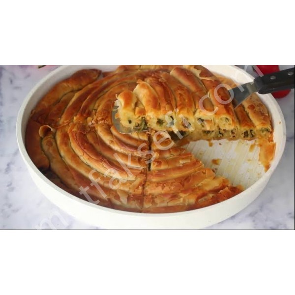 Patatesli ıspanaklı peynirli börek